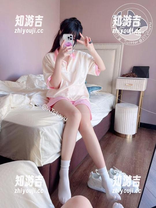 在白色的海洋里，AT鲨的写真漫游图集