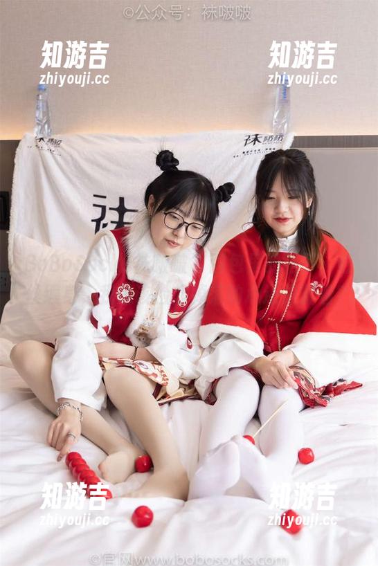 BoBoSocks袜啵啵 - 图包里的稚予，红丝缠身，我是该捡起掉落的心还是留着？