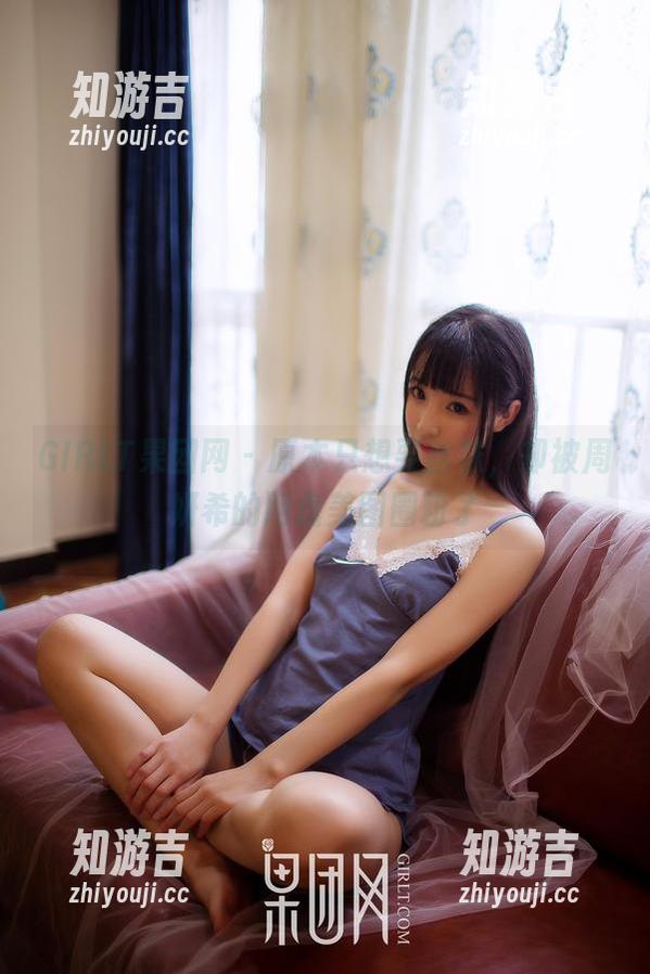 GIRLT果团网 - 原本只想要丝袜，却被周妍希的网盘美图圈粉了