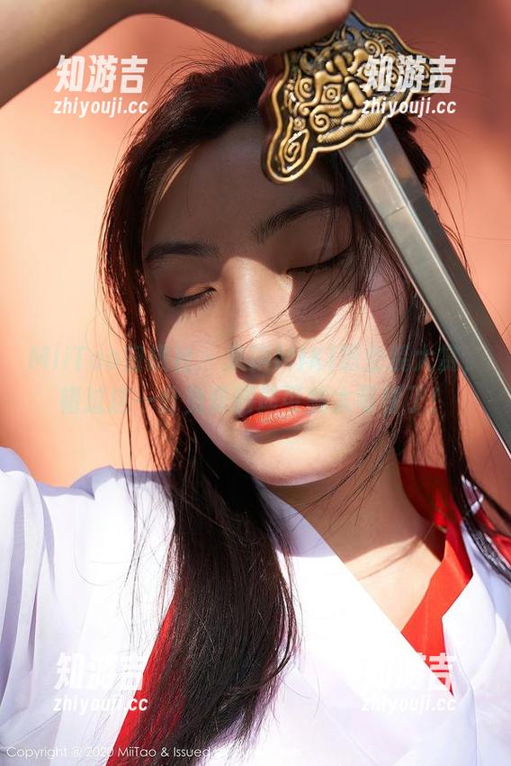 MiiTao蜜桃社 - 米琪MIKI职业装大赏，错过这一份免费图册可就太可惜了！