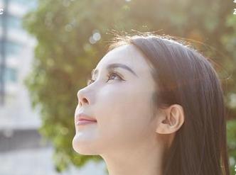 MiiTao蜜桃社 – 默默Momo与校园的默契：看这组疯癫的合集