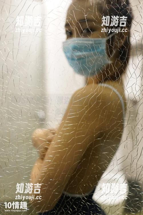 ROSI的更新：黑边蕾丝写真，保证让你停留更久！