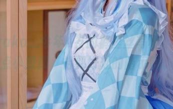 Sayako＿今年4岁的裤里丝写真，带着点小撩拨，恰到好处的暗示呢。