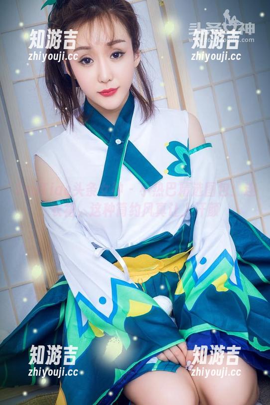 TouTiao头条女神 - 小热巴精选图包：连衣裙，这种简约风真让人汗颜