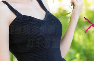 UGirls尤果网 – 这次“王瑞儿”的更新丝袜套图，腿部线条轮廓，一个个都敢给它打个五星。
