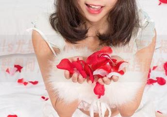 UGirls尤果网 – 下载赵娜娜的连衣裙全集：就想问，有哪个神仙能抵挡得住！
