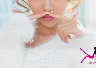 UGirls尤果网 – 黛蓓琪的图集：温柔柔的，让我想起那块儿总被吃掉的蛋糕！