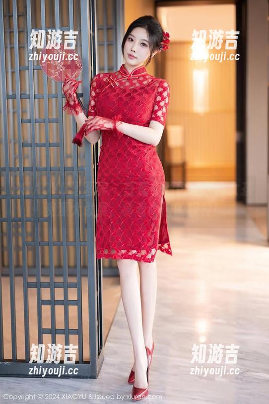 XIAOYU语画界 - 豆瓣酱倾情呈现：女孩资源大联展，拿着喝酱的权杖！