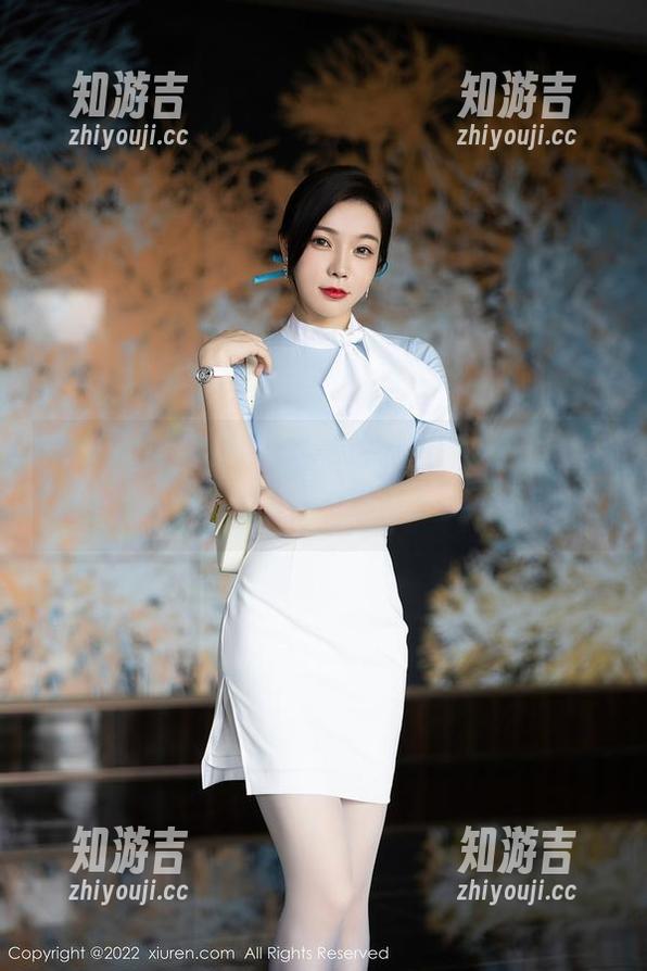 Xiuren秀人网 - Candy糖糖的浴缸：免费图集，光“泡澡”的紧身衣不要钱哦