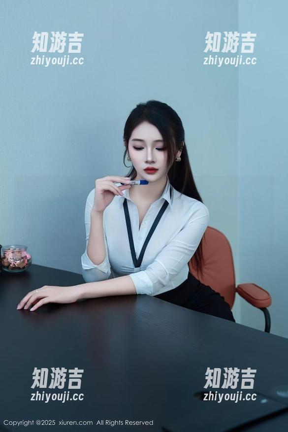 Xiuren秀人网 - 不道德的美食诱惑，下载baby嘉茵的白裙作品集就像在点外卖，眼睛聚光，胃感不妙。