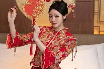 Xiuren秀人网 – 大美媚京肆意在户外，原图和图片里的四季交替