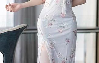 Xiuren秀人网 – 这位拍黄瓜girl带我飞，天台美景图片送上，带你看个够！
