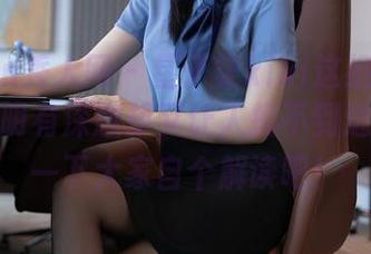 Xiuren秀人网 – 星子柒kiki这组镂空写真，明明有深意却又让人摸不到边，分享一下大家自个解读吧！