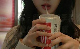 Xiuren秀人网 – 制服里的李若汐，照片好像也有点害羞哦