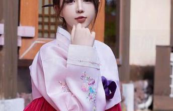 Xiuren秀人网 – 柚柚小奶瓶的图集大公开：分享旅行中被打的脸和美丽风景！