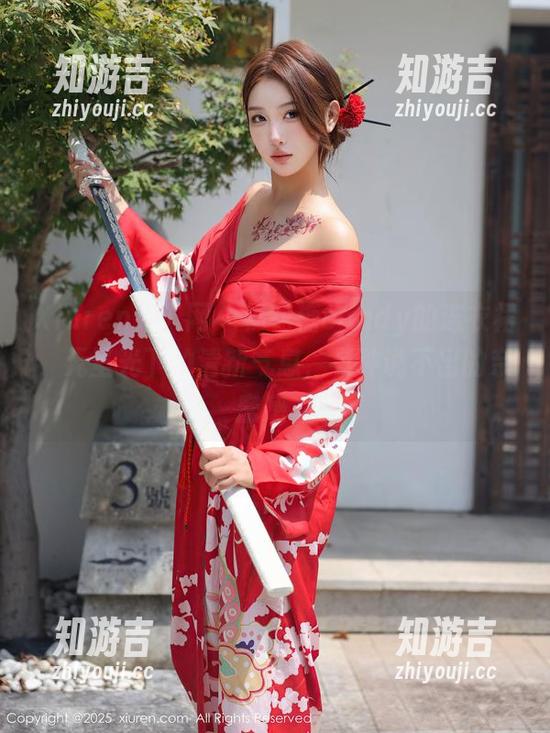 Xiuren秀人网 - 棉花糖candy的连衣裙，无圣光下的清新气息，有种说不出的亲密感。