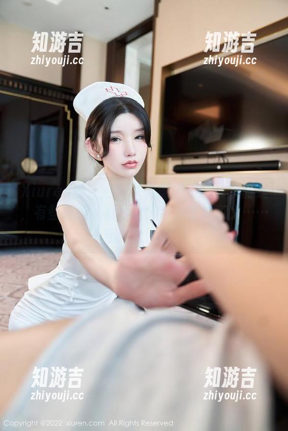 Xiuren秀人网 - 关于美桃酱的吊带图集，有些画面让我开始思考人生的意义……还是看图吧。