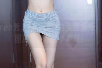 Xiuren秀人网 – 西希白兔眼镜秀：高清图库里潜藏的小趣味！