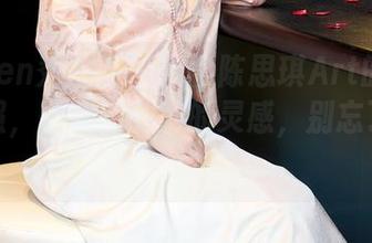 Xiuren秀人网 – 翻翻陈思琪Art的校园生活照，能找到创意的灵感，别忘了下载！