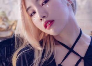 Yebin(전예빈)新作，你敢相信这是仙境花园的更新cos？