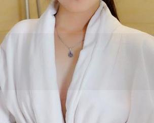 pans – 看这里，英英的和服图包，免费的！我看得都想穿上去扭一圈。