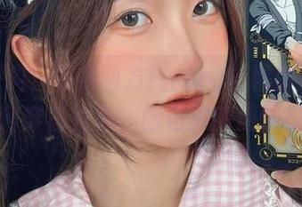 随便一抖，惊艳四方！roroki骷髅姬教你如何穿白衬衫，图包更新值爆棚！