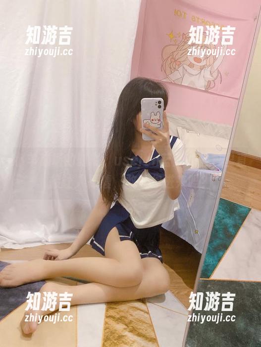 小羊崩塌的时刻，usejan蓝蓝的图包里直接让人捧腹，敢让你进来吗？