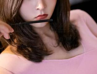 丽柜 – 凉儿的原图：迷丝穿越，我以为是折磨，结果却是……
