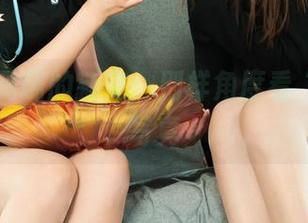 丽柜 – 璐璐的新宠：别样角度看“美足”写真