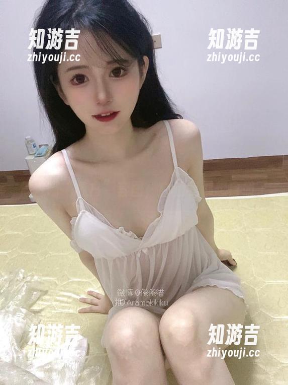 倦倦喵“纯白”套图，白的我都想自闭了