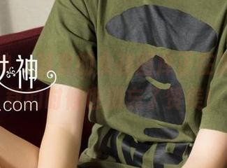 克拉女神 – 静宜的女孩图库正在发光，下载的时候也别忘了赞美！