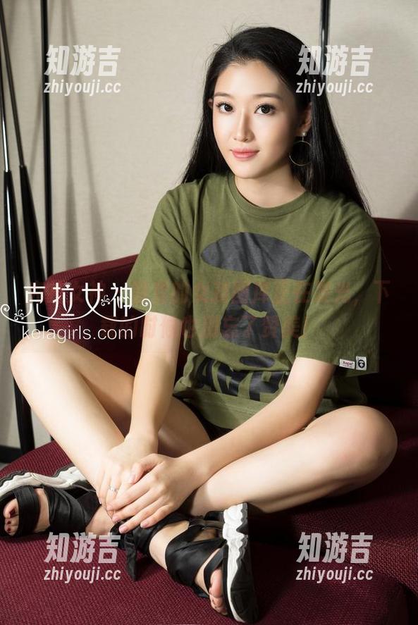 克拉女神 - 静宜的女孩图库正在发光，下载的时候也别忘了赞美！