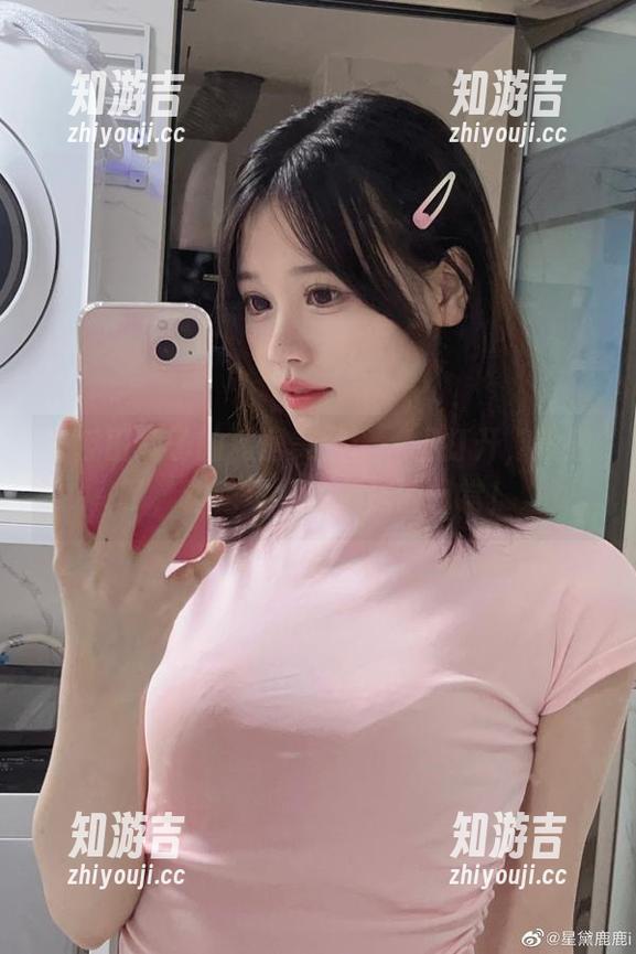 千反田鹿子的私房美图：一旦打开，没救了，边吃零食边赖床的日常！