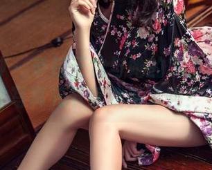 头条女神 – 辛辣王竹与她的薄纱内衣：这写真光下载就够了吗？
