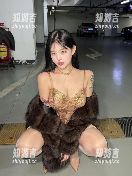 小u优优子 微密圈 - 合集看多了,突然想起了小u优优子和她的牛仔裤下,嘿嘿!