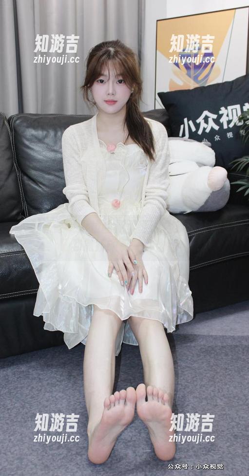 小众视觉 - 米拉的温柔原图合集：让你看到撒娇的另一种含蓄