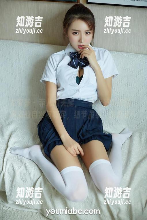 尤蜜荟 - 菲儿的美腿，一集无圣光美图，满满的自然与真实，细节虽小，却痴迷！