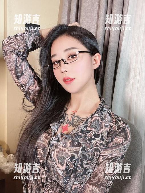 微密圈 - 张老师的图看得我想要更多灰丝了，高清感觉我心都痒痒！