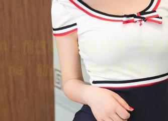 推女神 – 恍惚间，定制JK在“萌琪琪Lrene”的作品里变得意外迷人