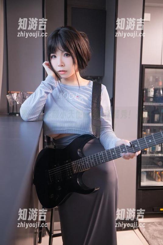 又是一只无颜小天使wy的泳装秀！高清更是妥妥的“撒娇”！