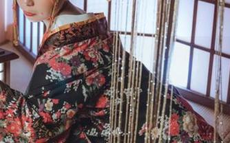 无颜小天使wy的写真，这些内衣照片，真想翻过去再多看一眼