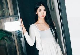 想不到普美Bomi(보미)私拍合集还给万圣节增添了那么多“暮光”气息