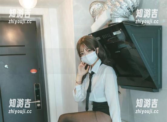 眼镜娘高叉女仆：杏仁曲奇的美图，这位博主真的太有才了！