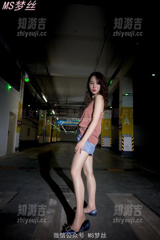 梦丝女神 - 这一系列户外福利图片？玥玥很会拿捏大家的胃口。