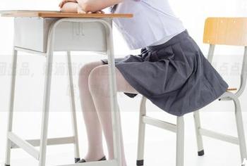 森萝财团出品，娇滴滴的黑丝妹妹原图，图册中那点点神秘感，唉，真让人琢磨不透。