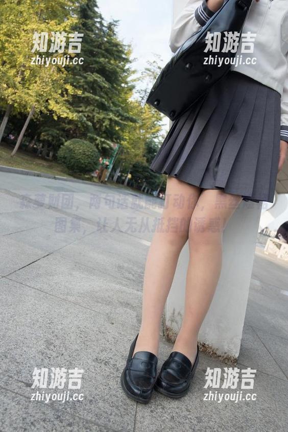 森萝财团，两句话就能打动你，黑丝短裙图集，让人无从抵挡的诱惑！