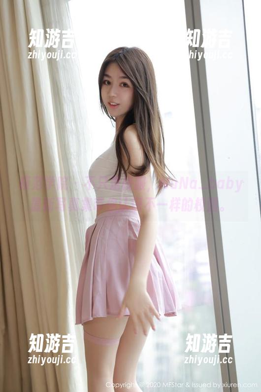 模范学院 - 不只是校服，NaNa_baby最新写真集带你认识不一样的校园。