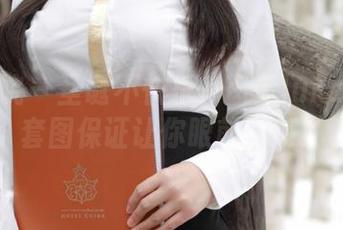 模范学院 – 圣诞不快乐？卤蛋luna的写真套图保证让你眼前一亮！