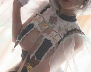 樱落Selena这次更新的德丽莎，充满了些调皮的气息，试探一下能不能安全着陆。