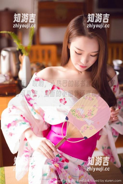 爱蜜社 - 哎哟，小热巴的秘书套图，资源排得可真密，里面的小细节还真值得琢磨。